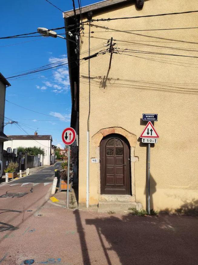 Studio Entierement Equipe Cailloux-sur-Fontaines Zewnętrze zdjęcie